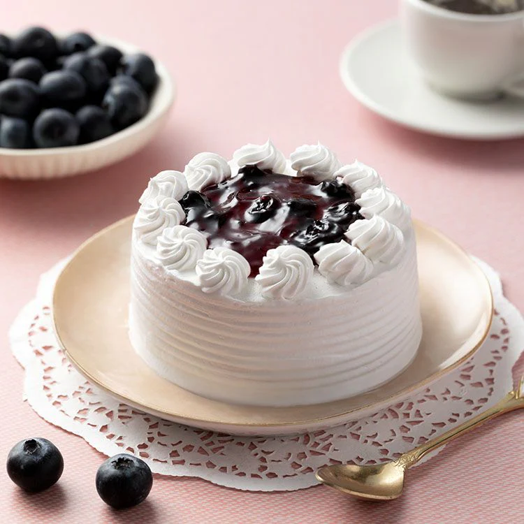 blueberry creambentocake 1