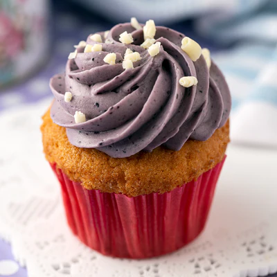 vanillaandblueberrycupcake 400x400